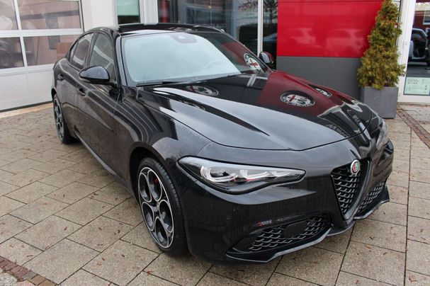 Alfa Romeo Giulia Q4 206 kW image number 1