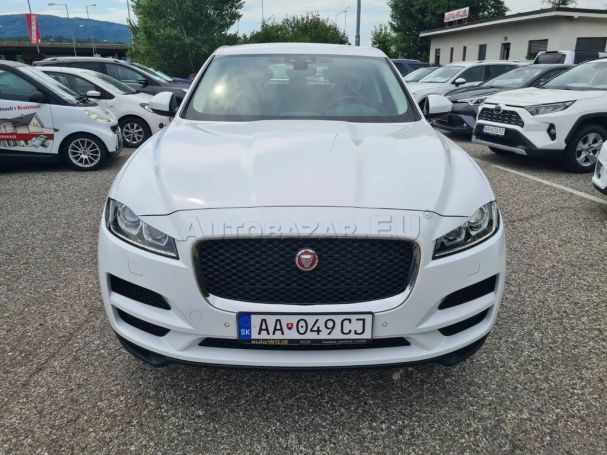 Jaguar F-Pace AWD Prestige 132 kW image number 2