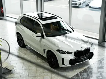 Car image 37