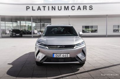 Car image 2