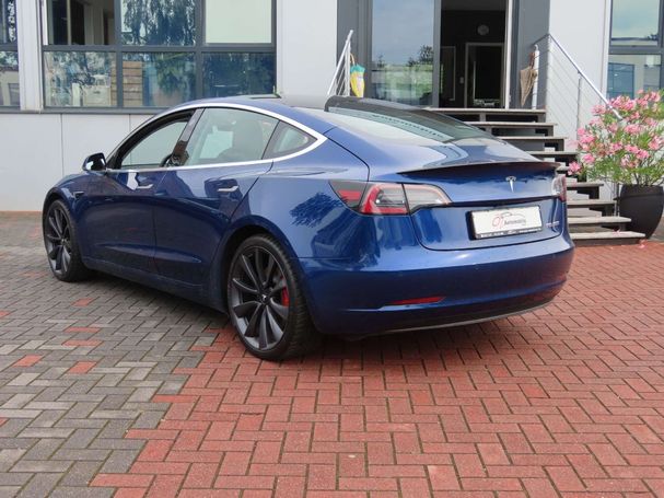 Tesla Model 3 Performance AWD 335 kW image number 4