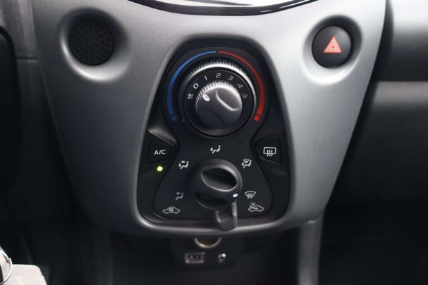 Toyota Aygo 54 kW image number 14