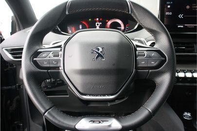 Car image 35