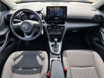 Car image 11