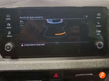 Car image 29