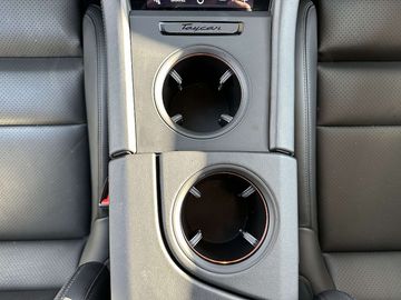 Car image 36