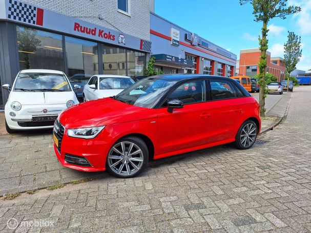 Audi A1 1.0 TFSI S-line Sportback 70 kW image number 2