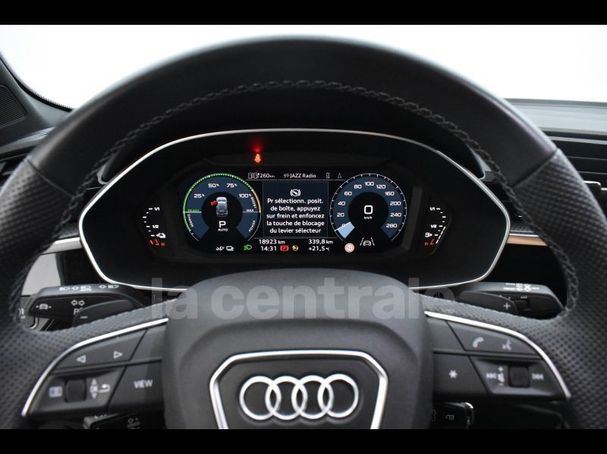 Audi Q3 1.4 TFSIe S tronic S-line 180 kW image number 10