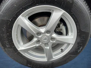 Car image 21