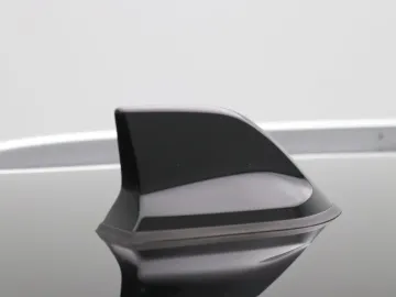 Car image 35