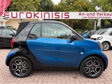 Car image 32