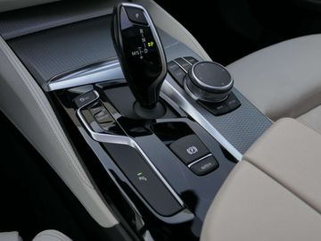 Car image 35