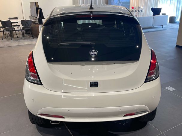 Lancia Ypsilon 53 kW image number 8