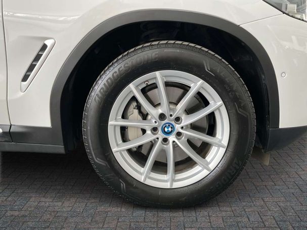 BMW X3 xDrive30e 215 kW image number 7