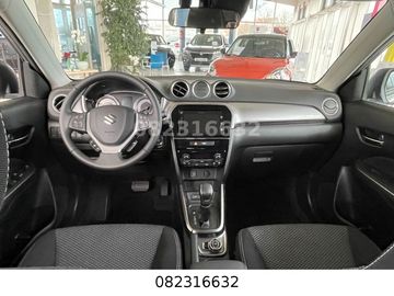 Car image 11