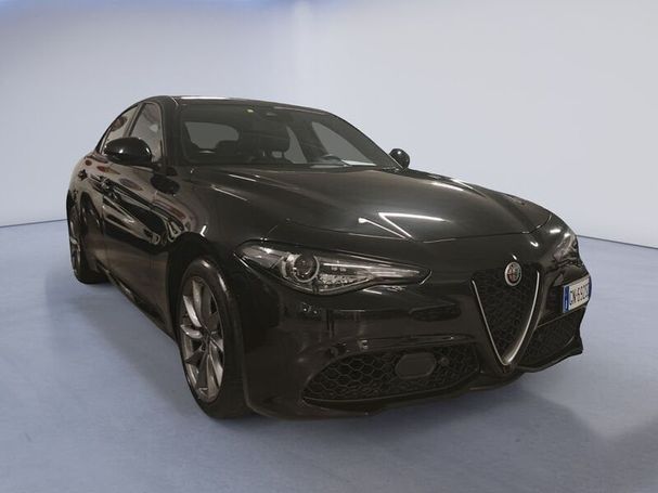 Alfa Romeo Giulia 2.0 Turbo Q4 206 kW image number 1