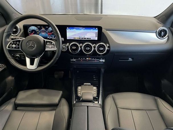 Mercedes-Benz GLA 180 100 kW image number 11