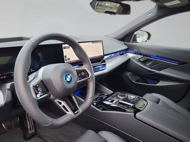 BMW i5 eDrive40 M Sport 250 kW image number 4