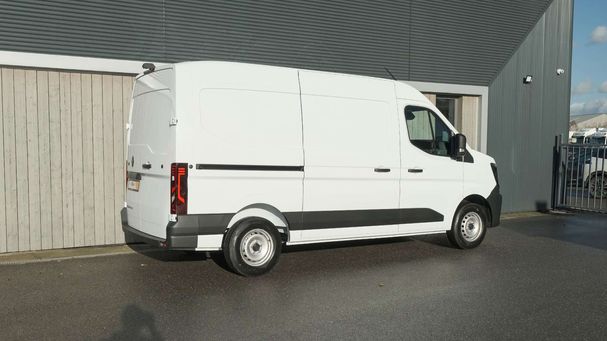 Renault Master L2H2 dCi 130 96 kW image number 6