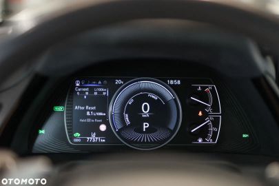 Car image 40