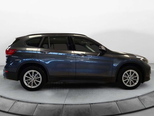 BMW X1 xDrive18d Advantage 110 kW image number 2