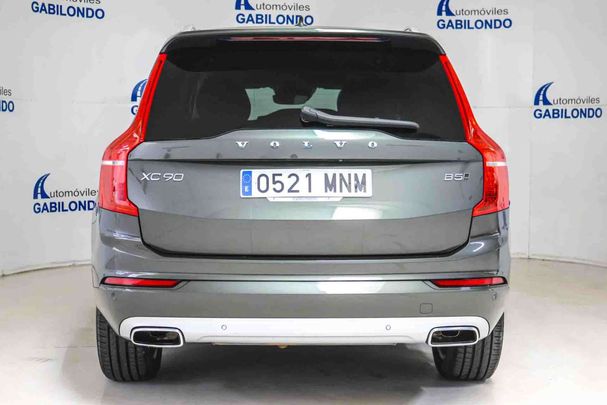 Volvo XC90 AWD Momentum Pro B5 184 kW image number 4