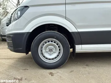 Car image 39