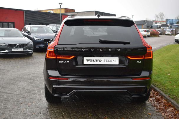 Volvo XC60 B4 155 kW image number 13