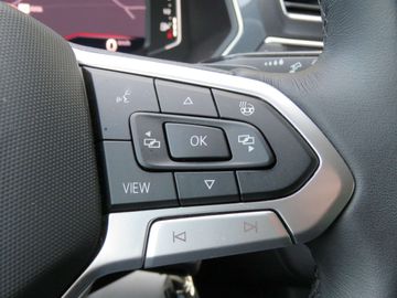 Car image 36