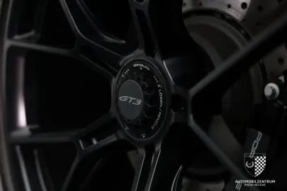 Car image 36