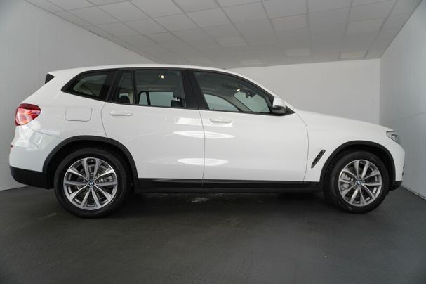 BMW X3 xDrive 210 kW image number 7