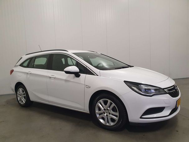 Opel Astra Sports Tourer 1.0 Turbo 77 kW image number 2