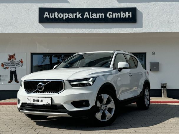 Volvo XC40 Momentum 110 kW image number 1