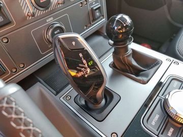 Car image 31