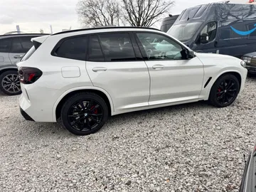 Car image 42