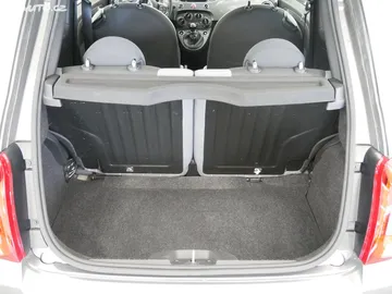 Car image 22