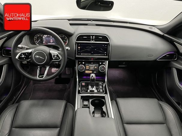 Jaguar XE 184 kW image number 5