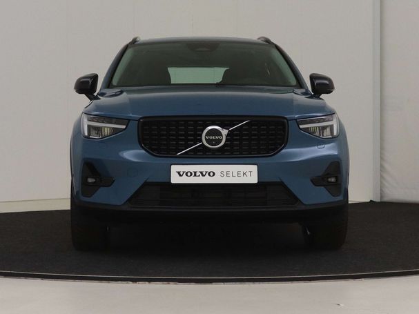 Volvo XC40 B3 Plus Dark 120 kW image number 9