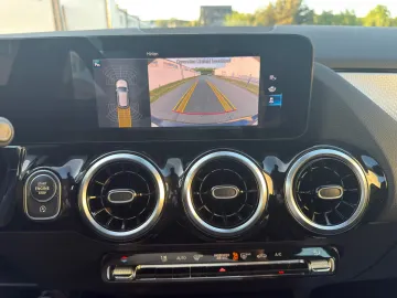 Car image 41