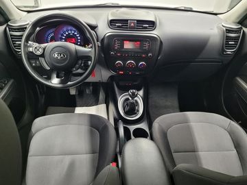 Car image 13