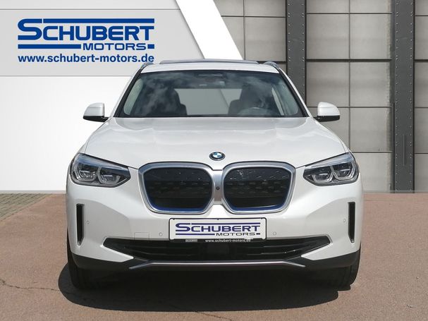 BMW iX3 Impressive 210 kW image number 2