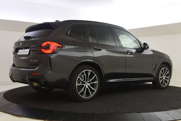 BMW X3 xDrive30e 215 kW image number 13