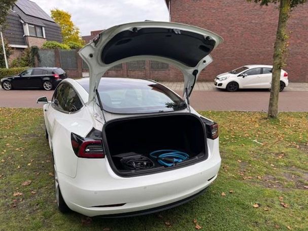 Tesla Model 3 Performance AWD 340 kW image number 18