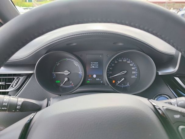 Toyota C-HR 2.0 Hybrid 135 kW image number 9