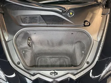 Car image 28
