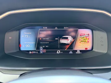 Car image 36