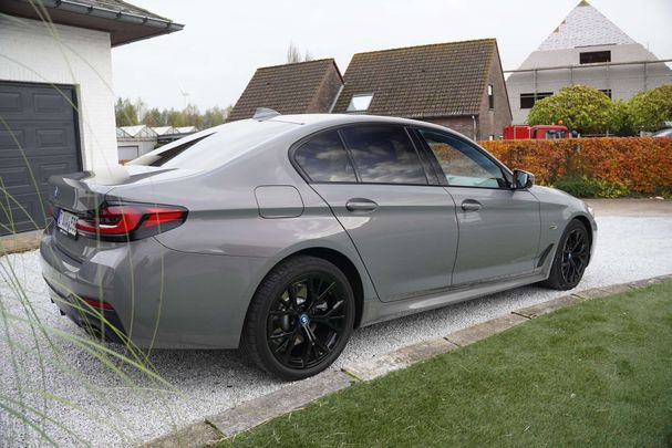 BMW 530i 135 kW image number 25