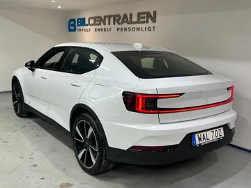 Car image 28