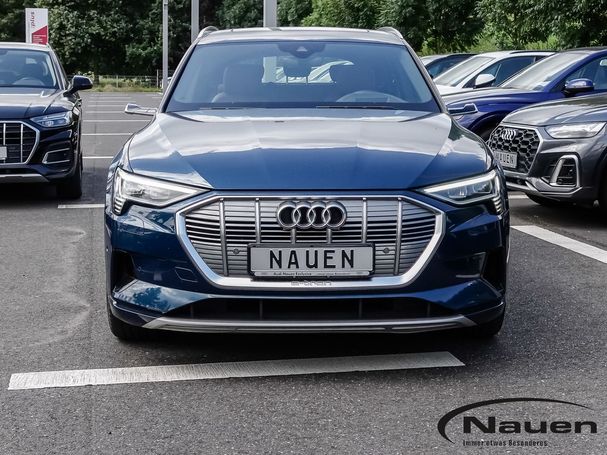 Audi e-tron 55 quattro 300 kW image number 2