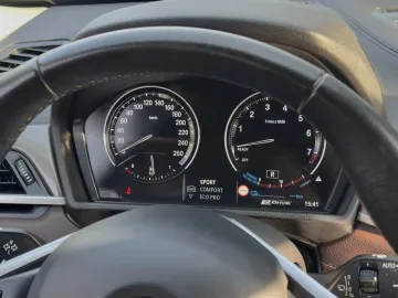 Car image 35
